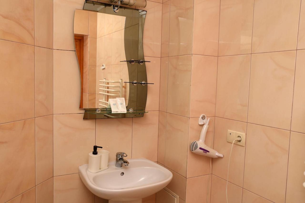 Oskolok Dovbusha Mini-Hotel ヤレムチャ エクステリア 写真