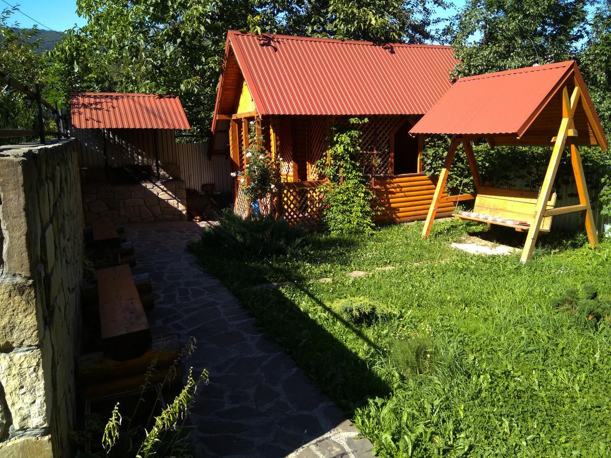 Oskolok Dovbusha Mini-Hotel ヤレムチャ エクステリア 写真